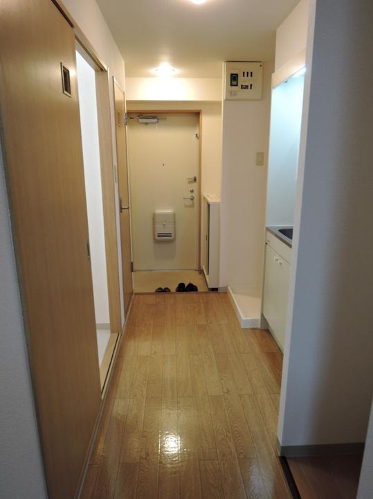 東京都立川市柴崎町2(マンション)の賃貸物件の玄関