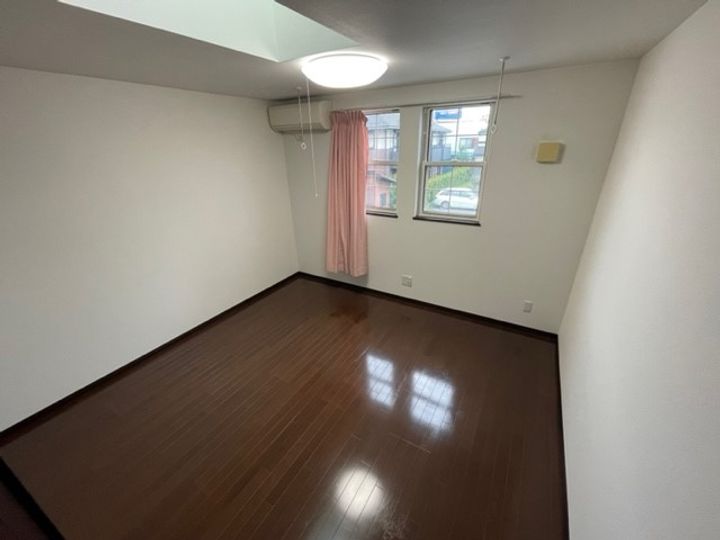 まえだDCの居間