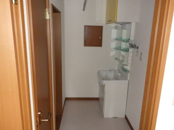 メルセデス栄1の内装