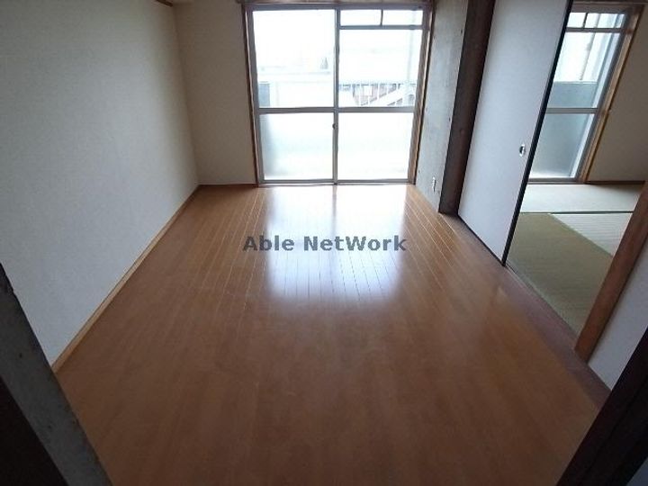 岐阜県岐阜市西荘1(アパート)の賃貸物件の居間