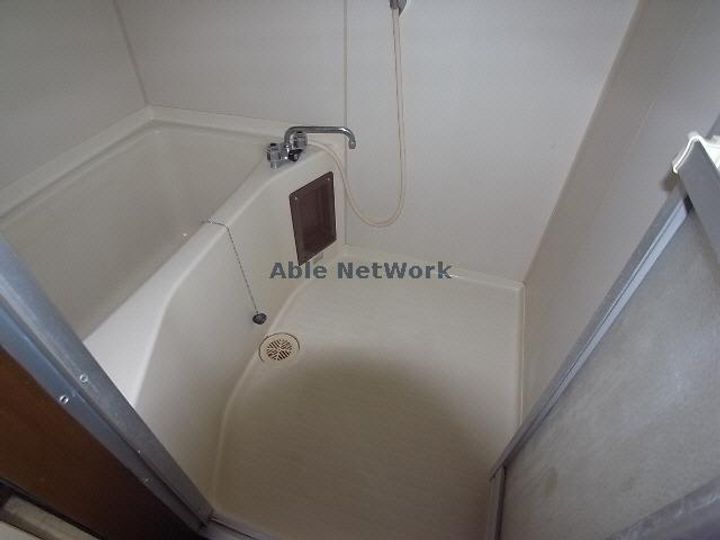 岐阜県岐阜市西荘1(アパート)の賃貸物件の風呂