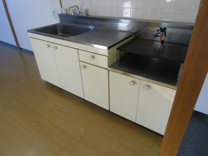 三重県津市藤方(マンション)の賃貸物件のキッチン