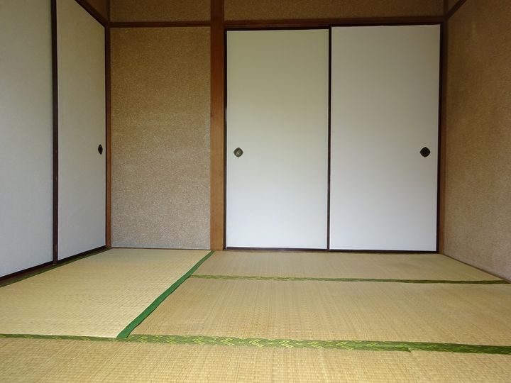 第一グリーンハイツの居間