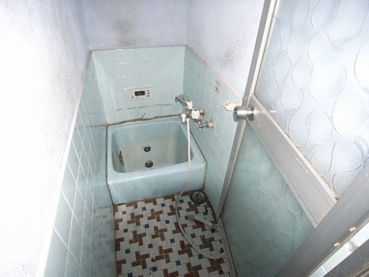 大阪府寝屋川市明和1(一戸建)の賃貸物件の風呂