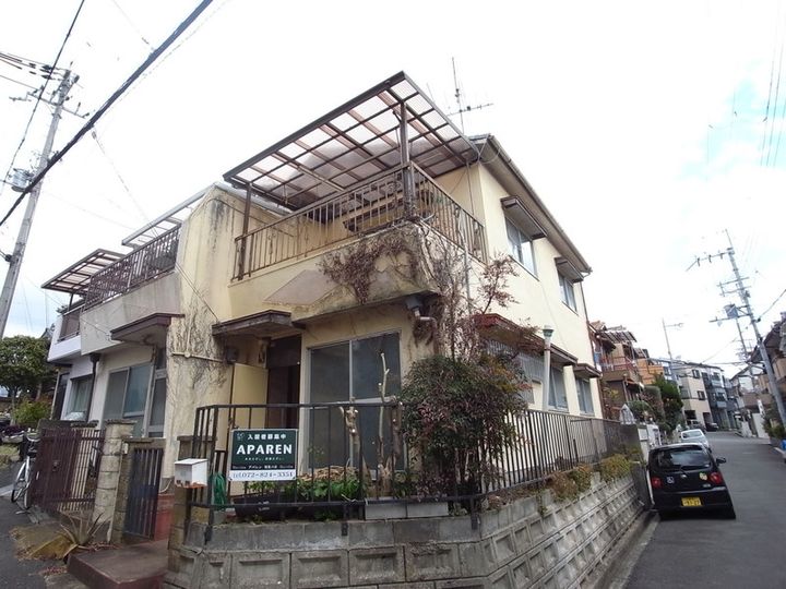 大阪府寝屋川市明和1(一戸建)の賃貸物件の外観