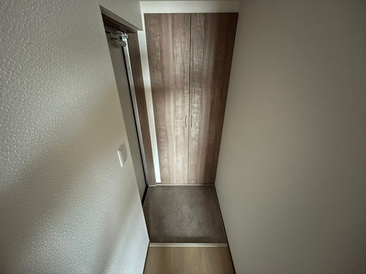 神奈川県藤沢市高倉(アパート)の賃貸物件の玄関