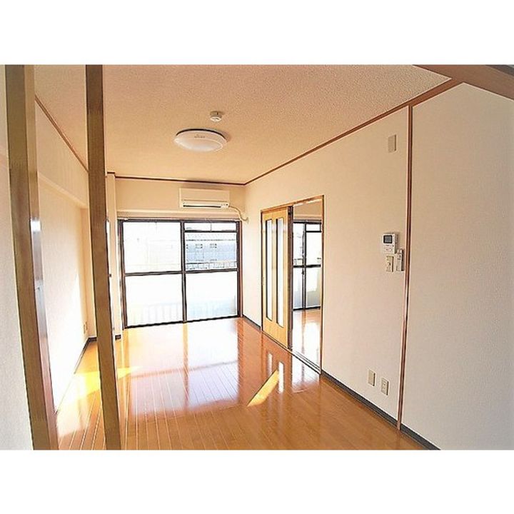 レジデンス201の居間