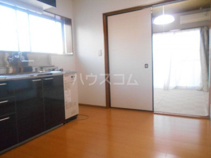 横溝コーポの居間