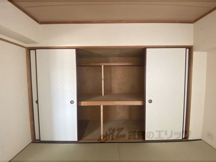 シャリマー五条の内装