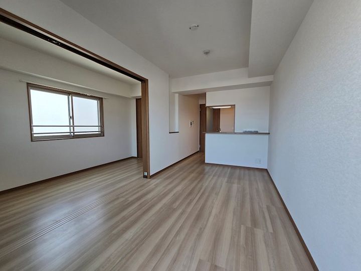 第50川崎ビルの居間