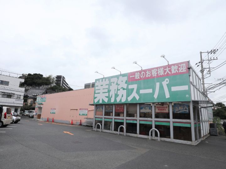 ヒカリハイツの周辺