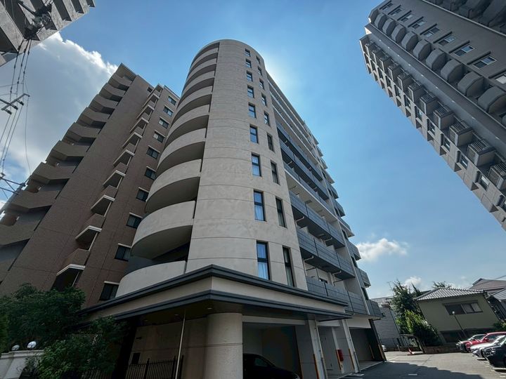 ディープレイス九品寺の外観