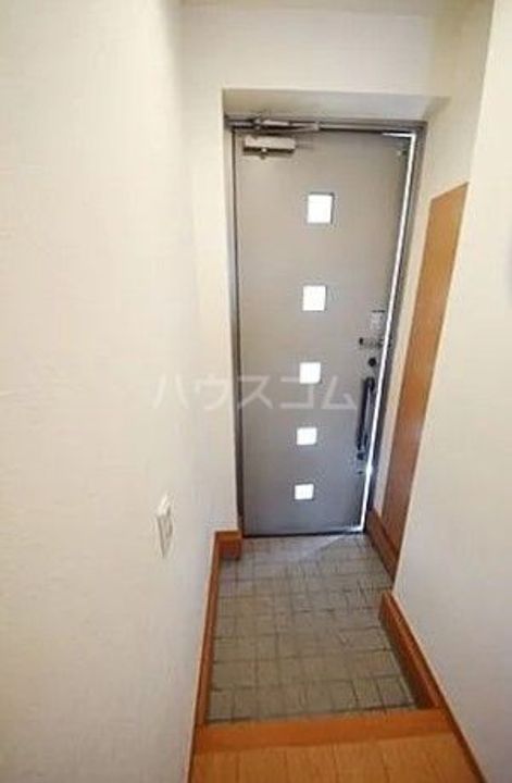 グレースコートの玄関