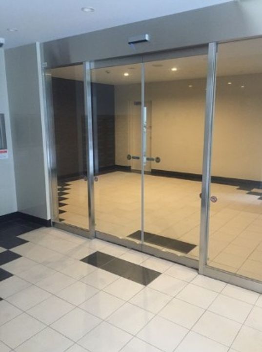 東京都港区海岸3(マンション)の賃貸物件の地図