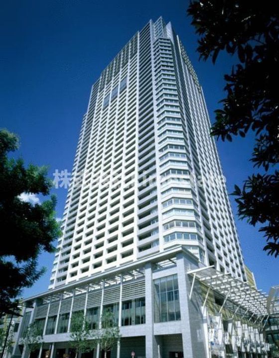 ブリリアタワー東京の外観