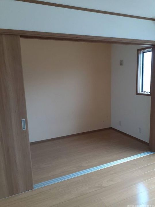 トホム緑町の内装