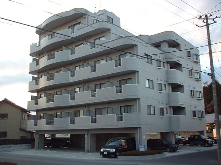 サンパティーク泉中央の地図