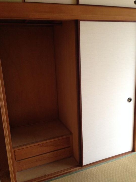 小町つくねビルの内装