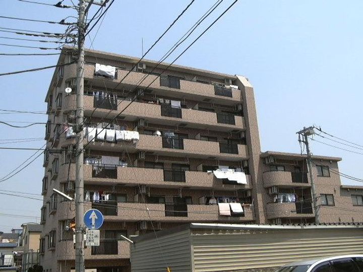 埼玉県川口市本町1(マンション)の賃貸物件の外観