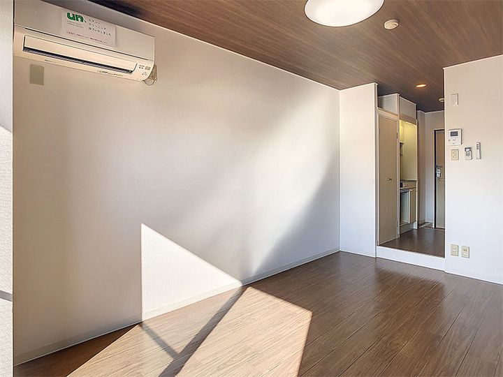 OMレジデンス金沢十三間町の居間