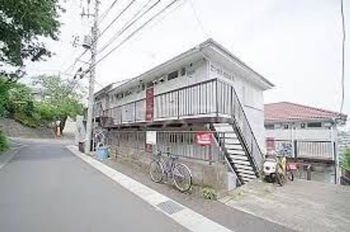 エンゼル西生田Aの外観