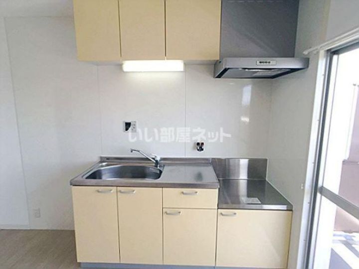 兵庫県神戸市北区泉台7(マンション)の賃貸物件のキッチン