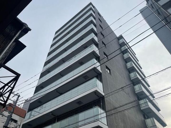 神奈川県横浜市中区末吉町1の賃貸マンションの外観