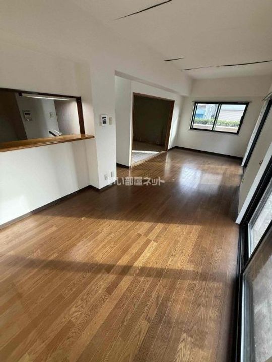 兵庫県明石市王子2(マンション)の賃貸物件の居間