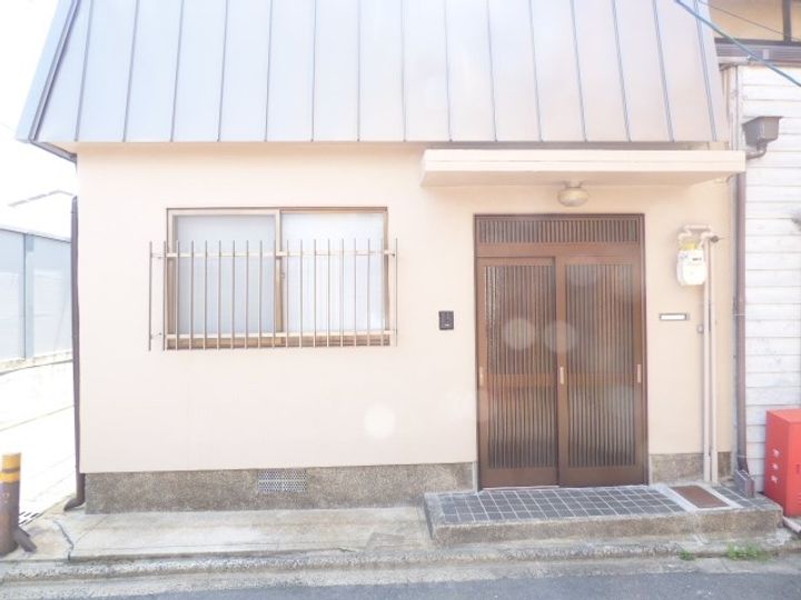 京都府京都市伏見区深草芳本町(一戸建)の賃貸物件の外観