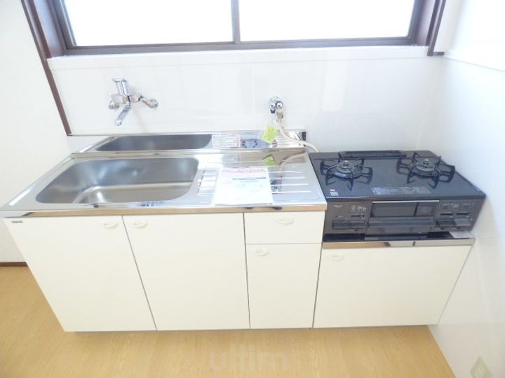 京都府京都市伏見区深草芳本町(一戸建)の賃貸物件のキッチン