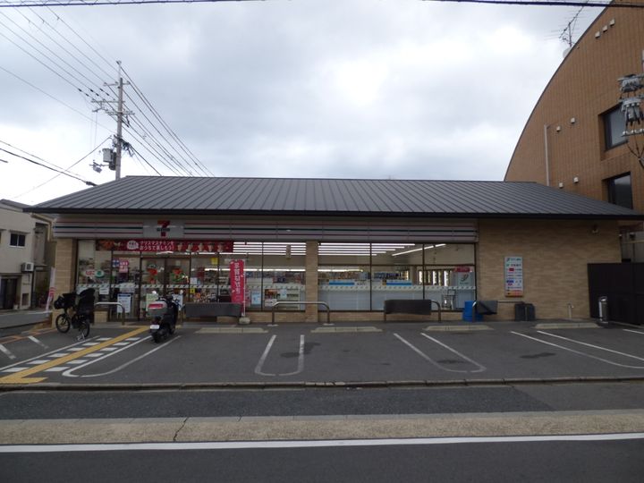 京都府京都市伏見区深草芳本町(一戸建)の賃貸物件の周辺