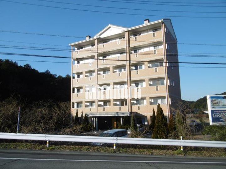 コラルリーフ21の外観