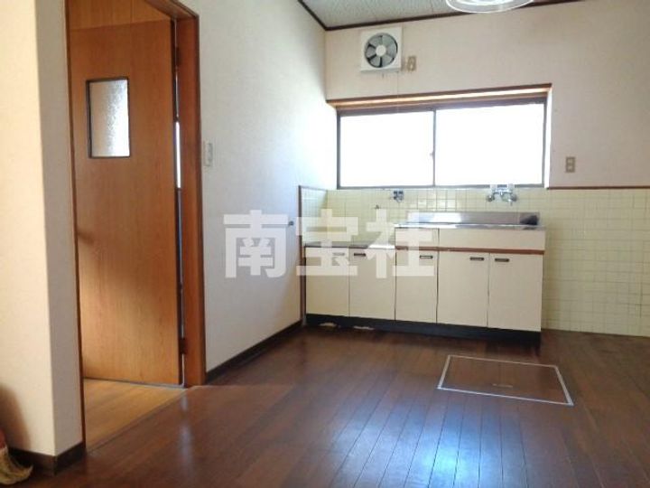 畦地アパートのキッチン