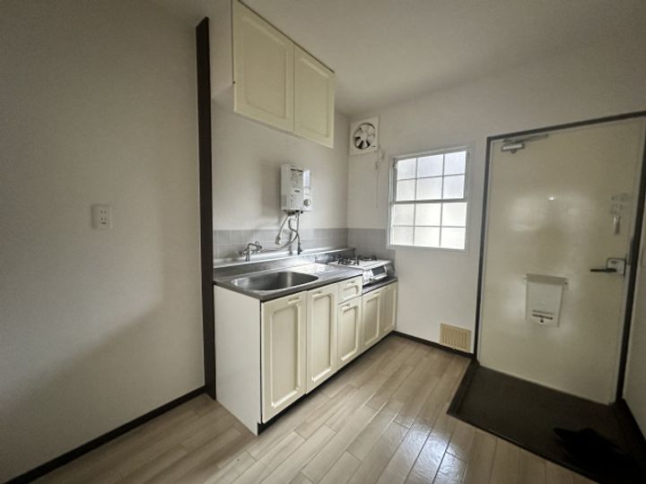 岡山県倉敷市有城(アパート)の賃貸物件の玄関