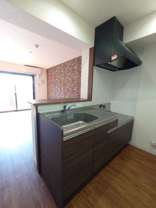 静岡県浜松市中央区有玉北町(マンション)の賃貸物件のキッチン