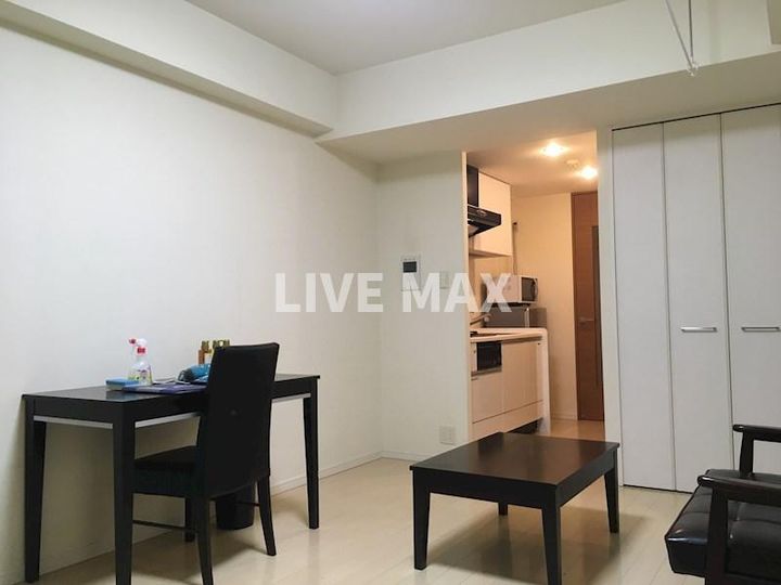 クリオ五反田の居間