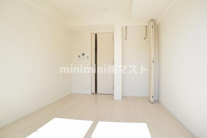 S-RESIDENCE難波Brillerの居間