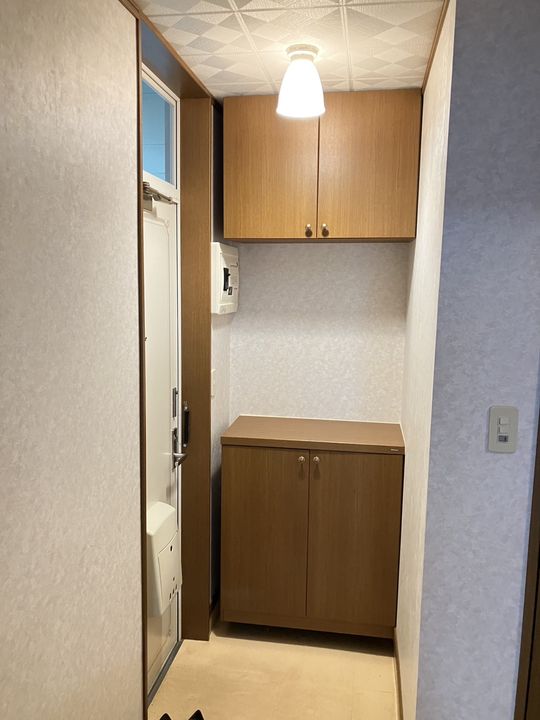 apartment Be:1の玄関