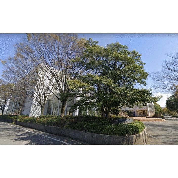 アメージングエステートの周辺