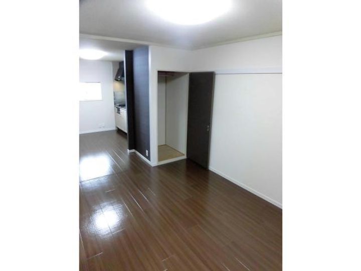 フレグランス中島の居間
