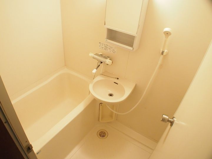 西川田エステートハイツの風呂