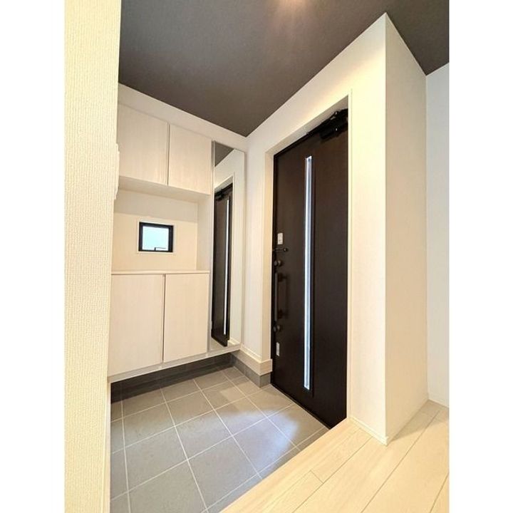 埼玉県さいたま市北区東大成町1(一戸建)の賃貸物件の玄関
