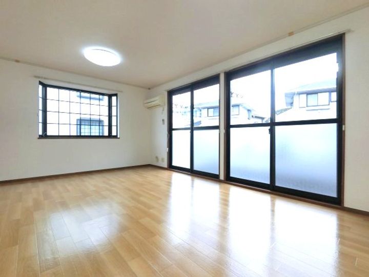 千葉県市原市青葉台5(一戸建)の賃貸物件の居間