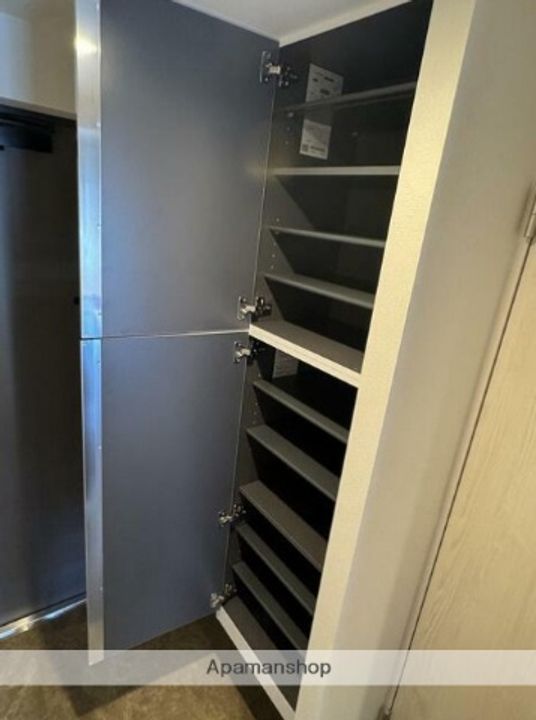 東京都品川区小山台2(マンション)の賃貸物件の玄関