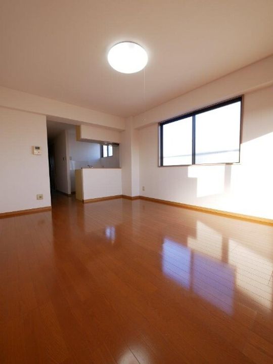 マインド紅梅の居間