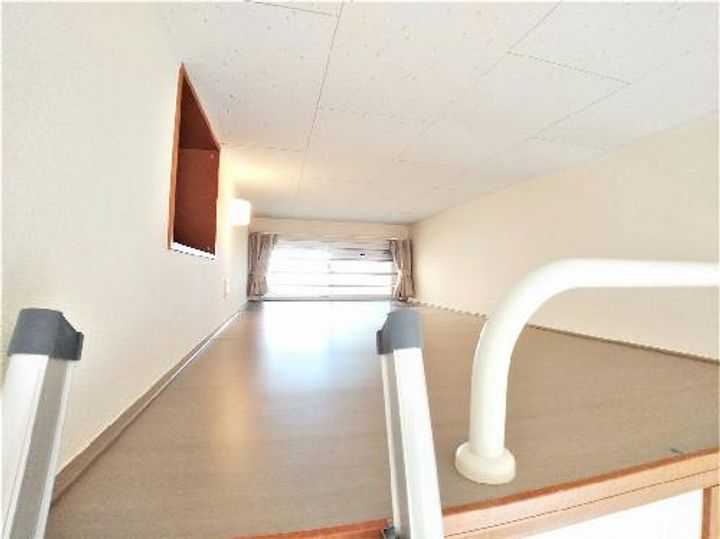 レオパレスアーバンコート東大沢の内装