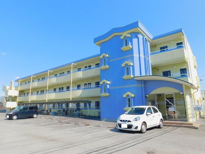 サンライズ河野マンションの外観