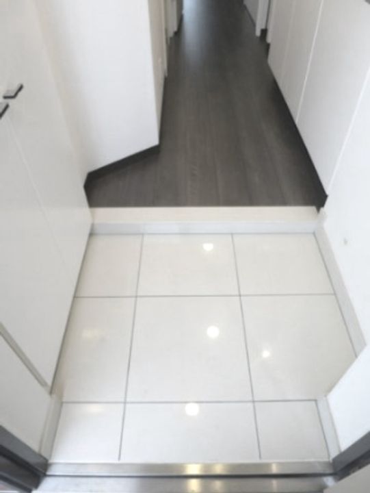 東京都江東区亀戸7(マンション)の賃貸物件の玄関