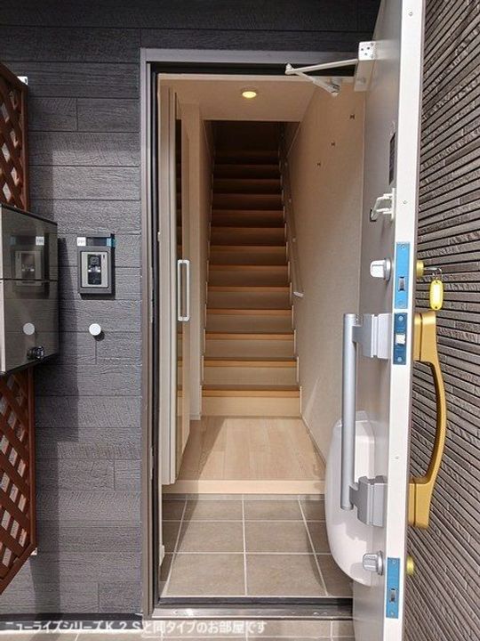 大森アパートBの玄関