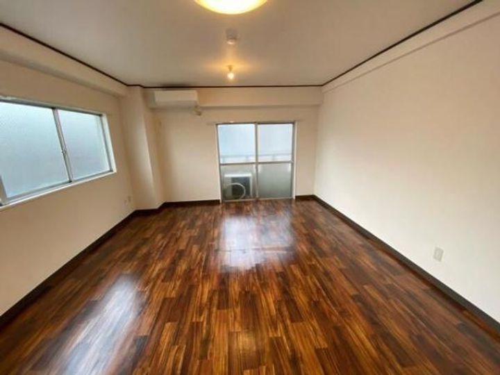 明光マンションの内装